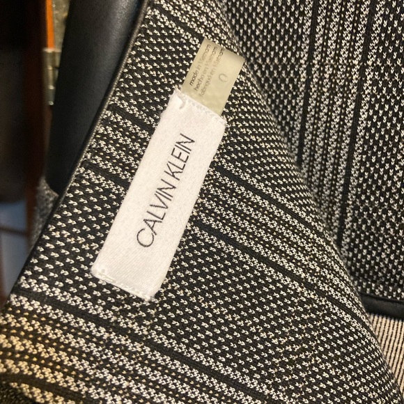 Calvin Klein Pencil Skirt - Picture 4 of 4